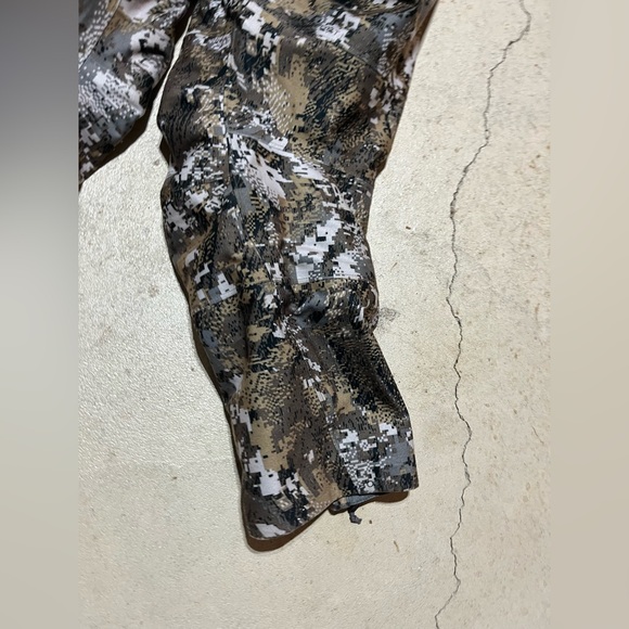 SITKA HUNTING SUIT - Picture 5 of 16